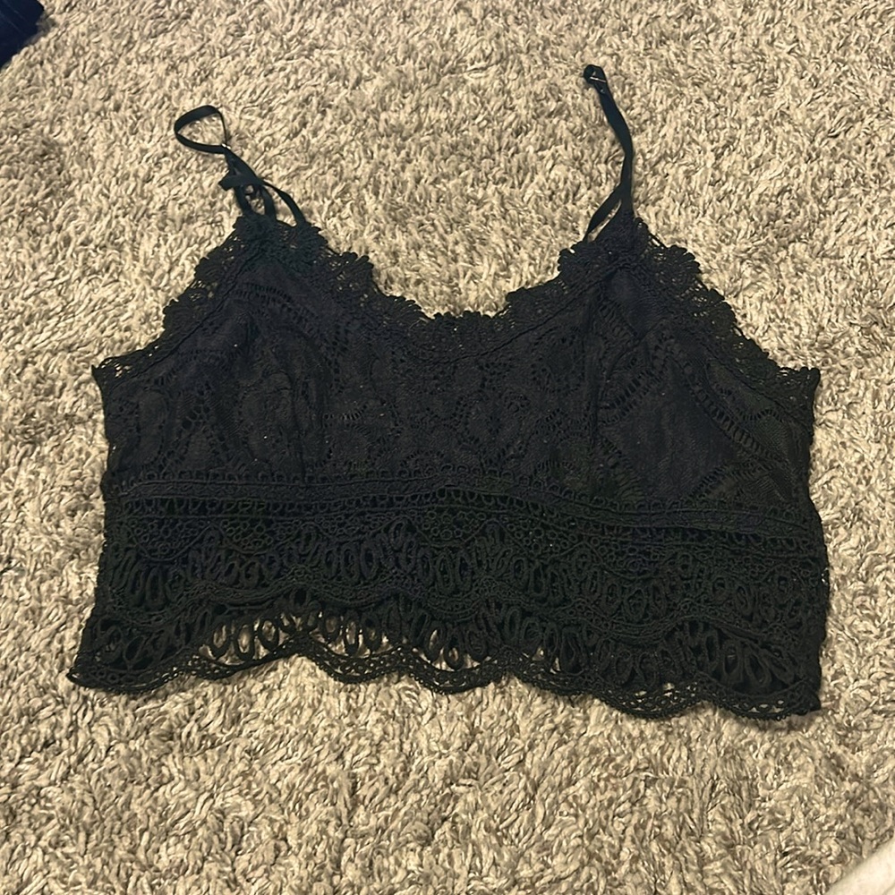 Lace black cropped tank top